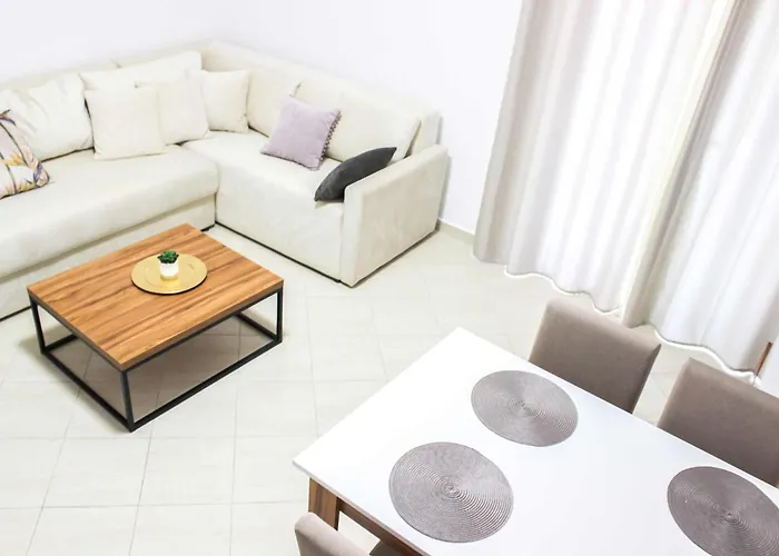 Ultimate Luxury Deluxe Suite 734