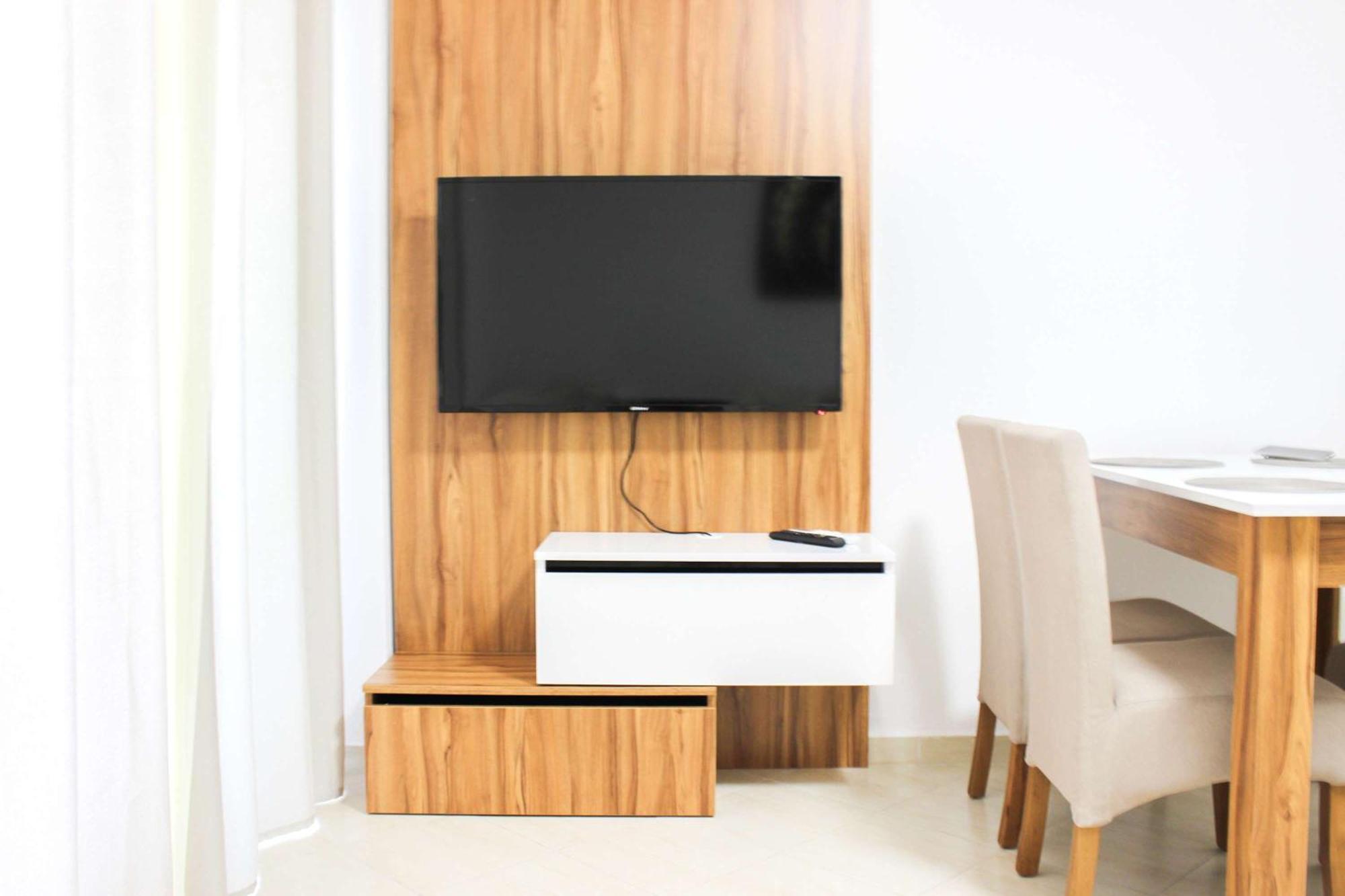 Ultimate Luxury Deluxe 734